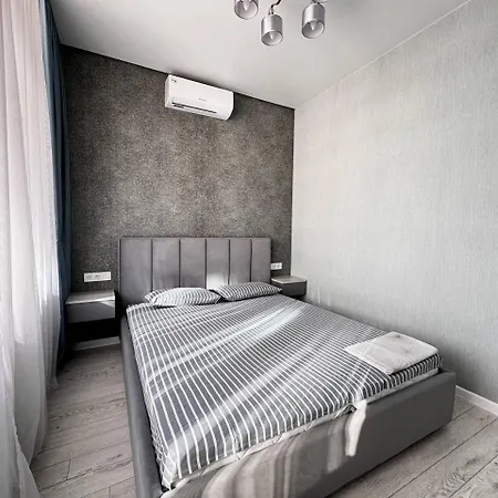 דירה 48 Pearl With Terrace אודסה